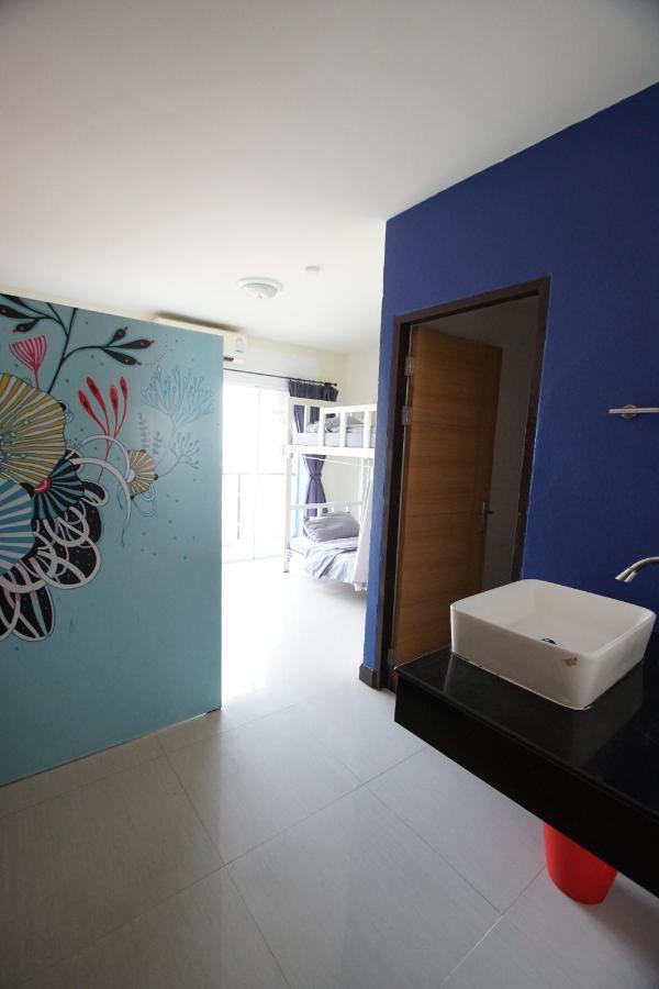Bedbox Guesthouse And Hostel Patong Экстерьер фото