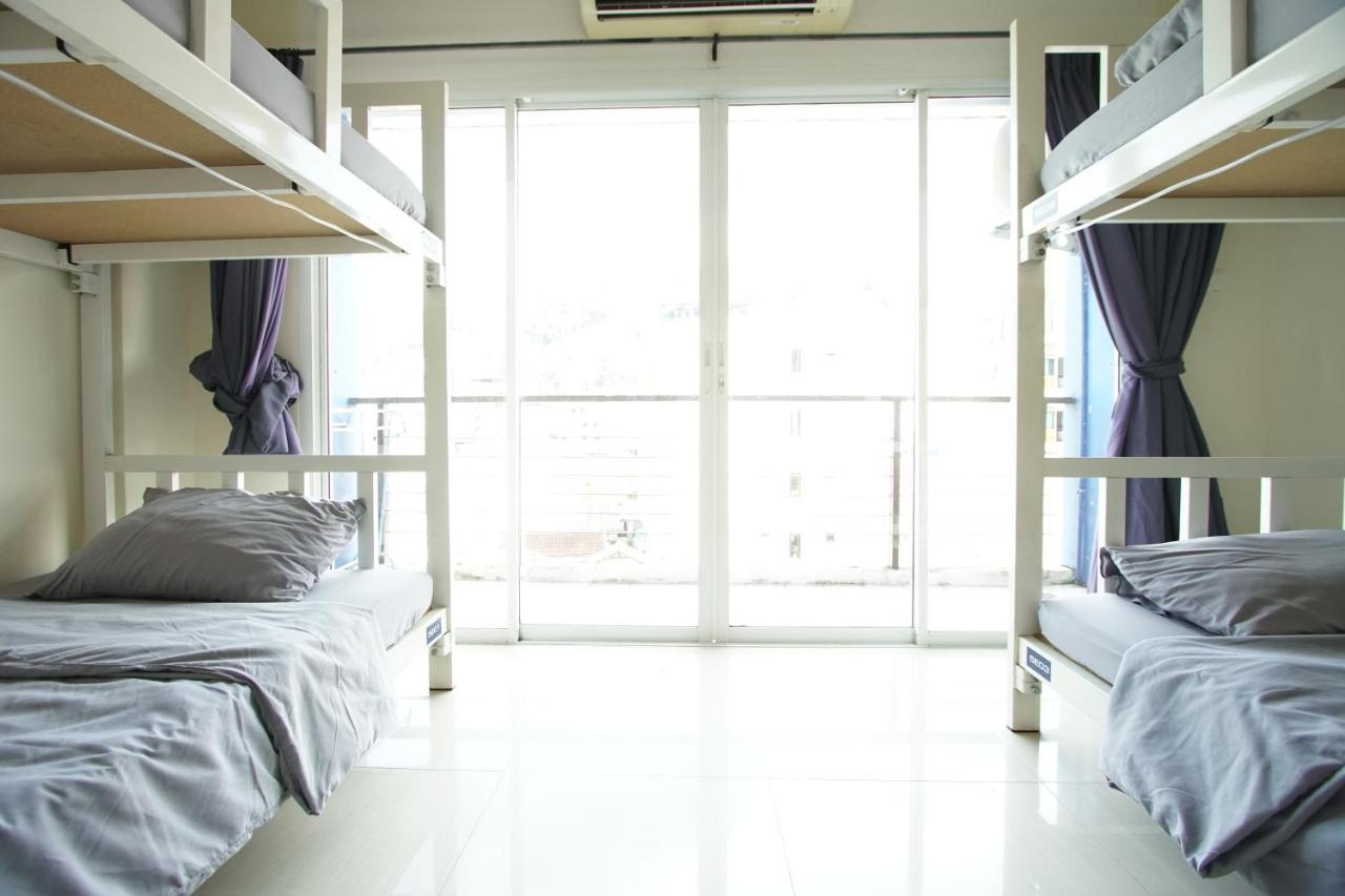 Bedbox Guesthouse And Hostel Patong Экстерьер фото