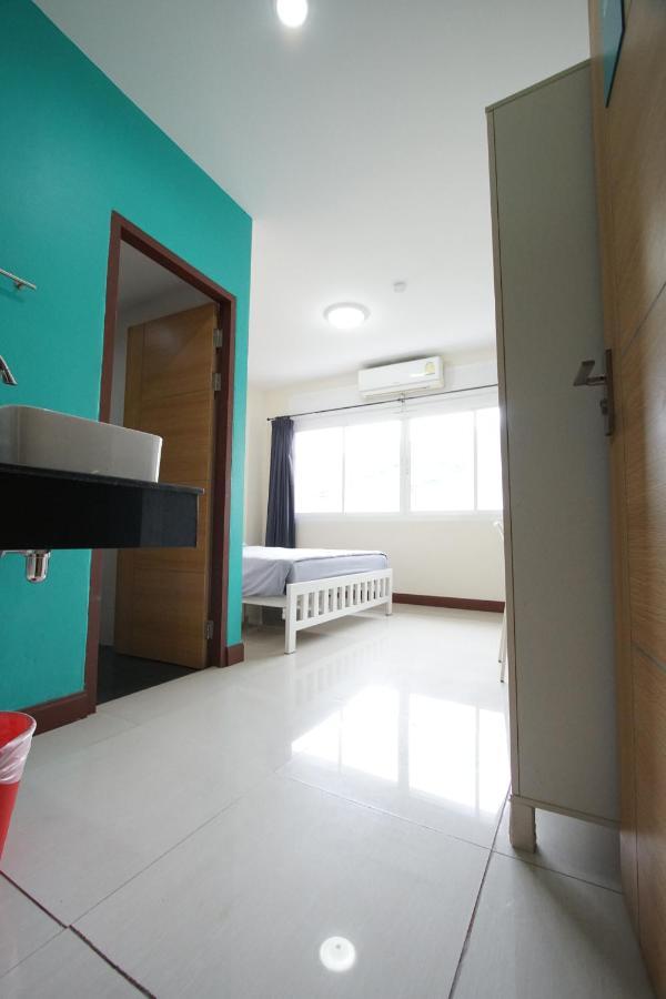 Bedbox Guesthouse And Hostel Patong Экстерьер фото