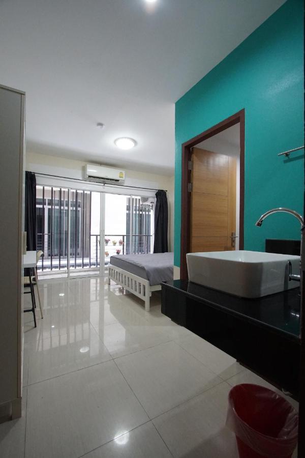 Bedbox Guesthouse And Hostel Patong Экстерьер фото